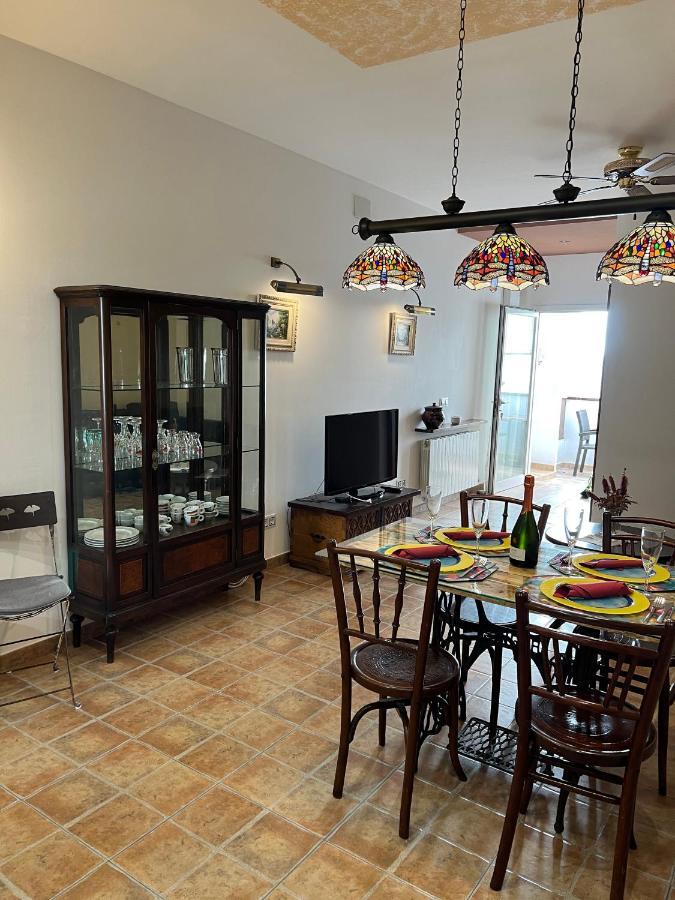 Apartamento Del Sol, Centro Del Pueblo, Aire Acondicionado L' Escala Eksteriør billede