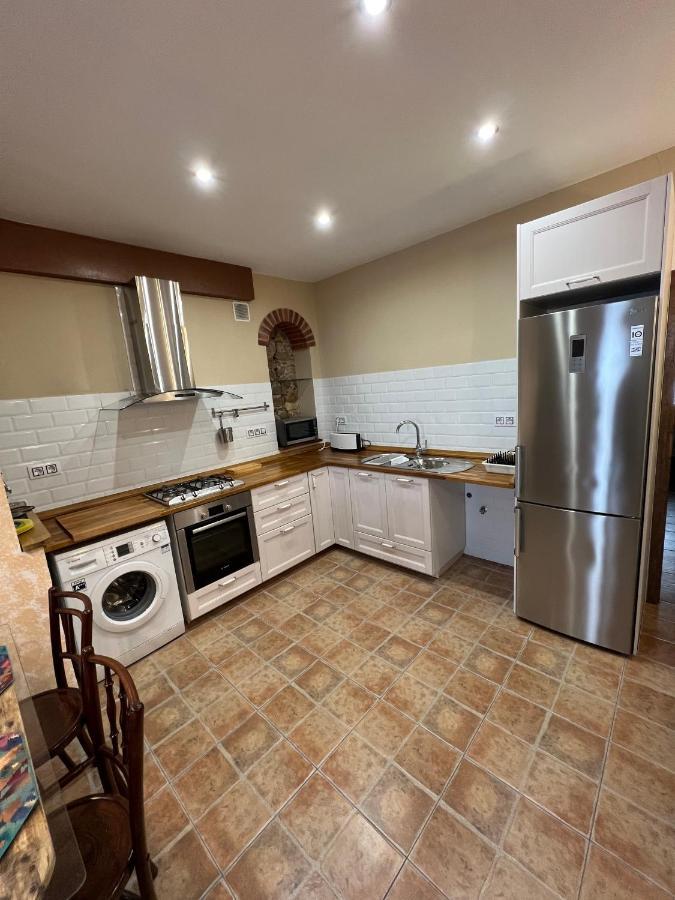 Apartamento Del Sol, Centro Del Pueblo, Aire Acondicionado L' Escala Eksteriør billede